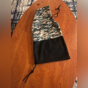 Black and Camouflage Face Mask Neck Gaiter - Unbranded